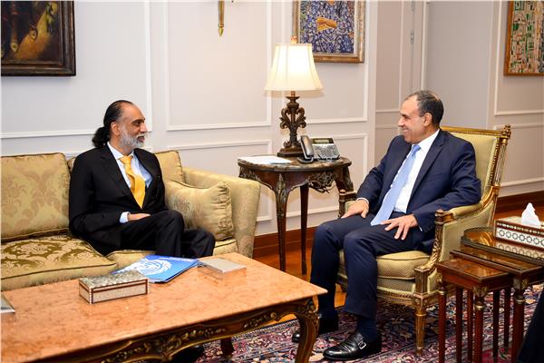 د.بدر عبد العاطي وزير الخارجية والهجرة وأمانديب سينغ جيل مُمثل سكرتير عام الأمم المُتحدة للتكنولوجيا