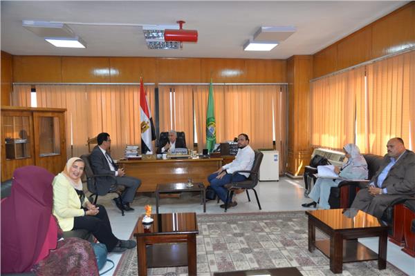 اللواء محمد أنيس السكرتير العام لمحافظة الإسماعيلية