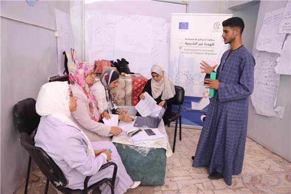  القومي للمرأة ينظم تدريبات على حرفتى الجلود 