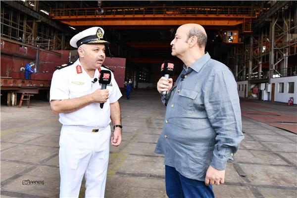 عمرو أديب يزور أول فرقاطة مصرية الصنع 