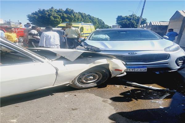 حادث تصادم سيارتين بـ أبو تشت