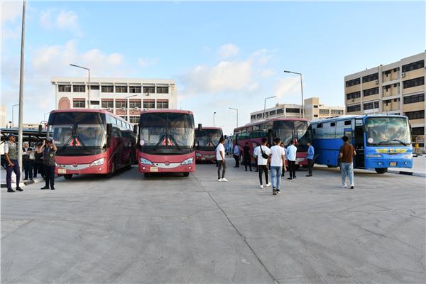 خدمات النقل الجامعي