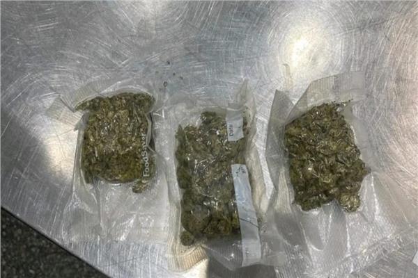 مضبوطات بمطار القاهرة