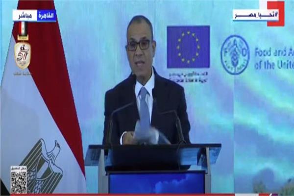 الدكتور بدر عبدالعاطي