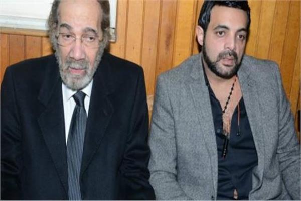  السيناريست عمرو محمود ياسين يحيي الذكرى الرابعة لوفاة والده
