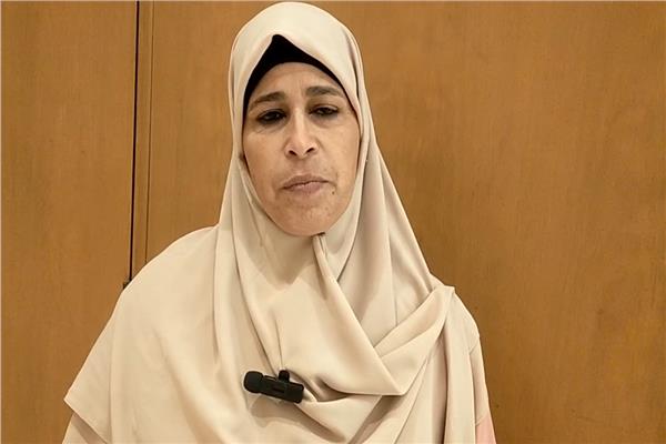 ليلى عبد الوهاب أول  ريفية تعمل مزارع خبير للقمح 