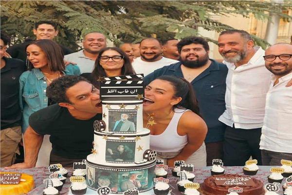 أبطال فيلم إن غاب القط