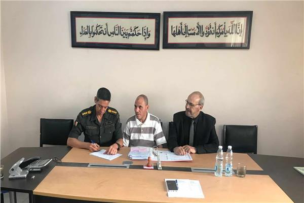 حاتم فودة يتقدم بأوراق ترشحه