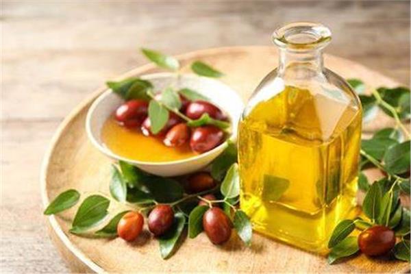 زيت الجوجوبا