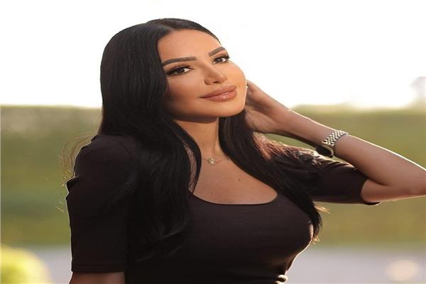 إنجي علاء