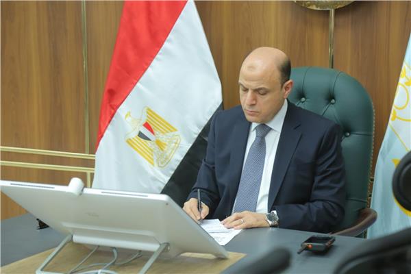 محافظ كفر الشيخ يعتمد التعريفة الجديدة