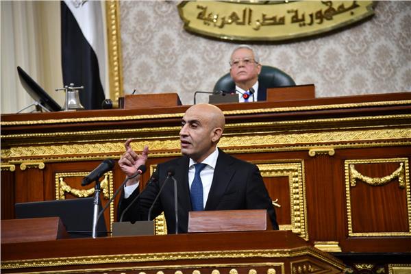 محمد عبد اللطيف وزير التربية والتعليم