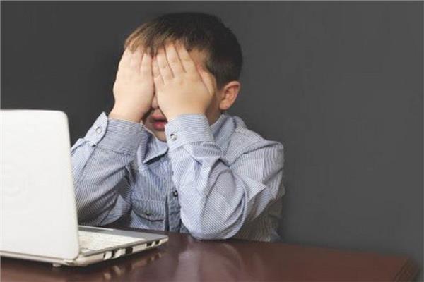 خطوات حماية طفلك من المواقع المشبوهة على الأنترنت - صورة موضوعية