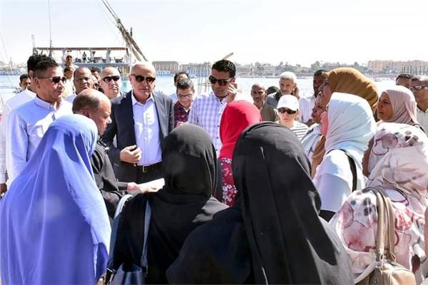  جولته الميدانية بمركز ومدينة القرنه