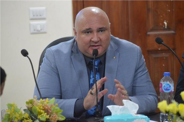 كريم عبدالباقي رئيس النقابة العامة للعاملين بالنيابات والمحاكم