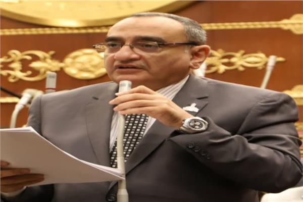 عضو دفاع الشيوخ