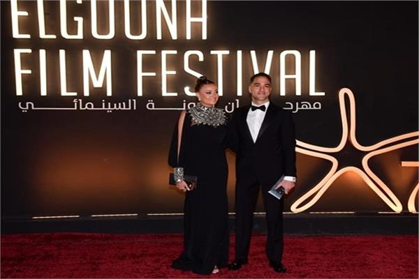 بشرى مع زوجها في مهرجان الجونة
