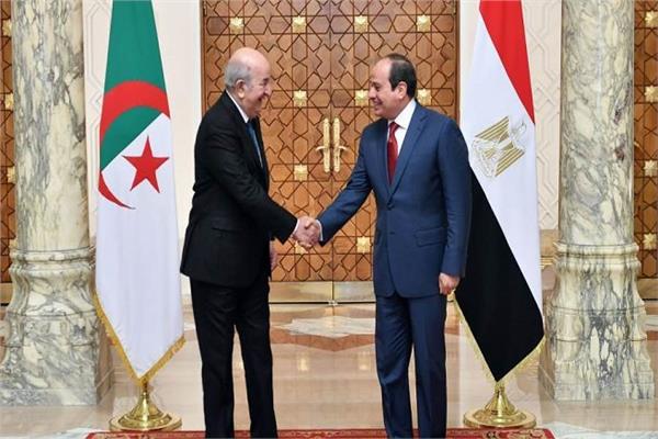 الرئيس عبد الفتاح السيسي ونظيره الجزائري عبد المجيد تبون