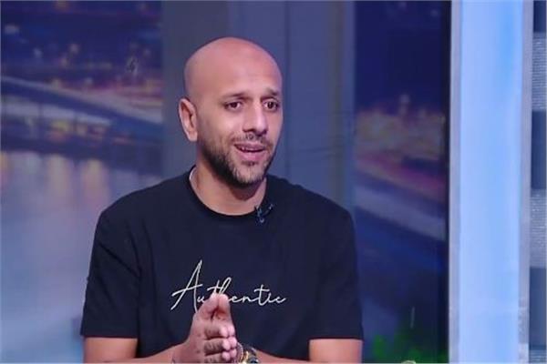 معتز إينو، لاعب النادي الأهلي السابق