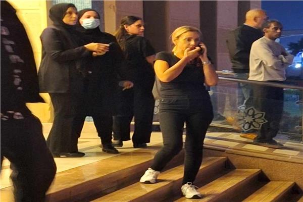 ريم البارودي في عزاء والدة أحمد عصام