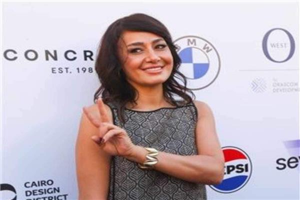 حلا شيحة