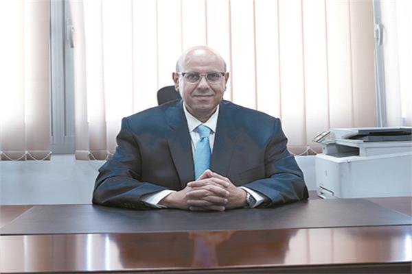 ■ رئيس جامعة النيل، د. وائل عقل