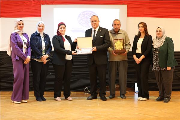  مبادرة "شجرة لكل تلميذ"    