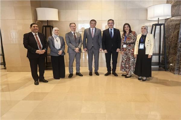وزيرا التموين و الزراعة  يجتمعان بوفد برنامج الأغذية العالمي