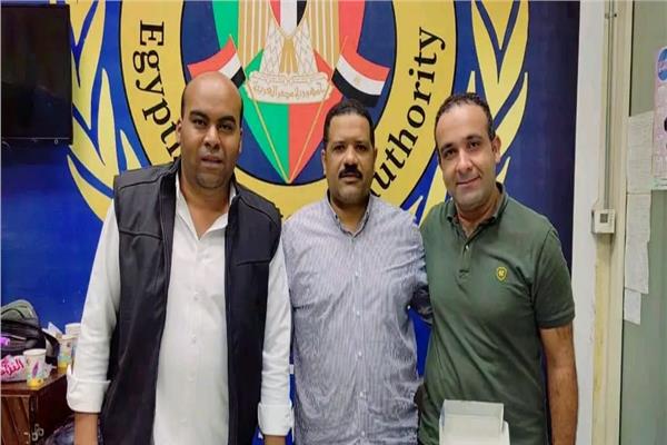  رجال الجمارك مطار سوهاج الدولي