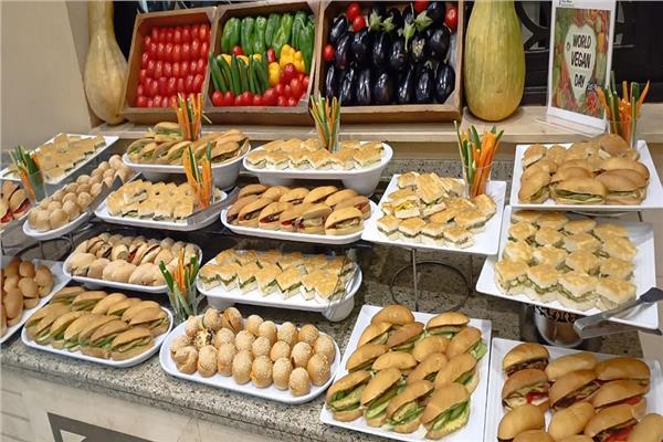 فنادق الغردقة تحتفل باليوم العالمي للنباتيين