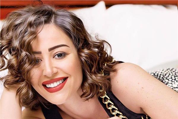 منة شلبي