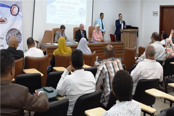 جانب من الورشة 