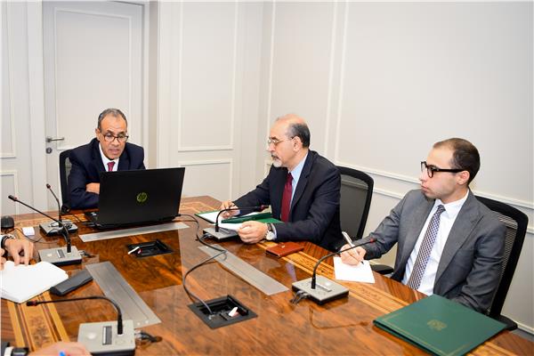بدر عبد العاطي