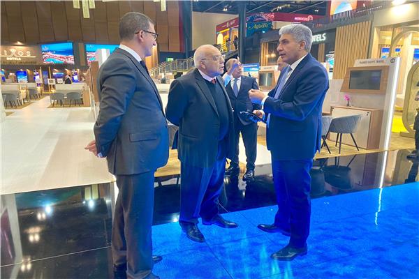 وزير السياحة خلال افتتاح الجناح المصري ببورصة لندن