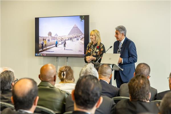 وزير السياحة خلال المؤتمر الصحفي العالمي