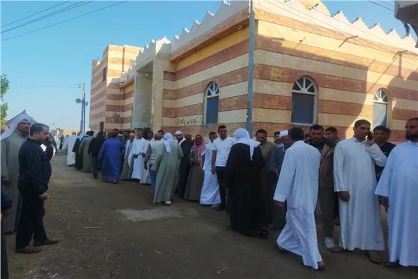جانب من جنازة البطل محمد المصري