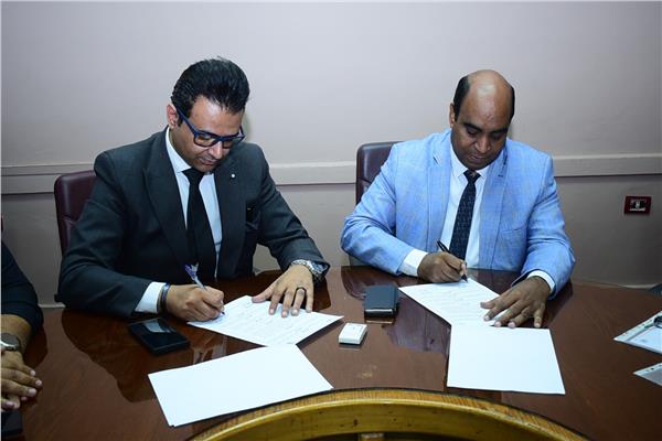 الدكتور حسان النعماني رئيس جامعة سوهاج