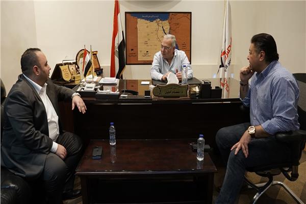 النائب الدكتور عصام خليل رئيس حزب المصريين الأحرار