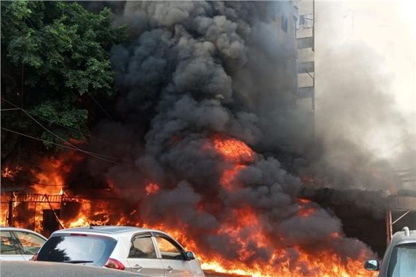 حريق يلتهم السيارات في شارع الحمرا ببيروت - أرشيفية
