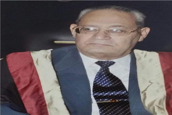 الراحل  ا.د .عبد الوهاب عبد الحافظ رئيس مجمع اللغة العربية