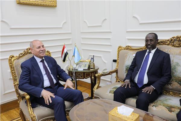 محافظ القاهرة يستقبل محافظ مقديشيو 
