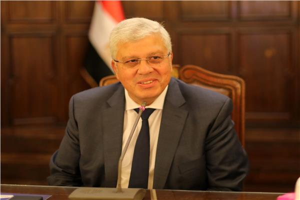 الدكتور أيمن عاشور وزير التعليم العالي