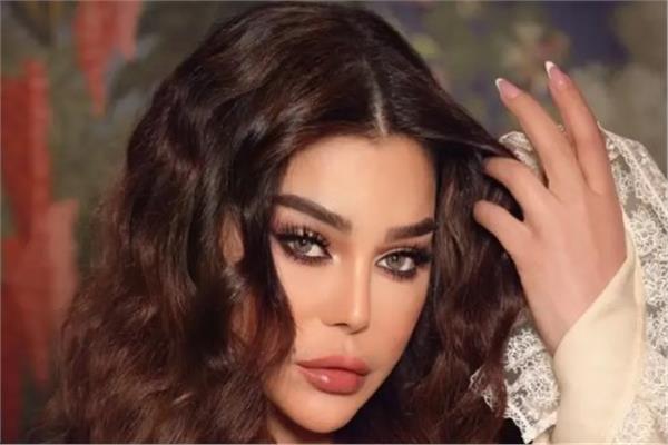 الفنانة  هيفاء وهبي