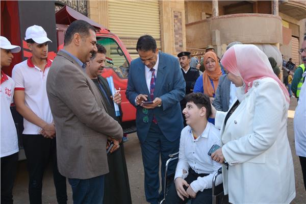 نائب محافظ الغربية يُعيد الأمل لطالب من ذوي الهمم 