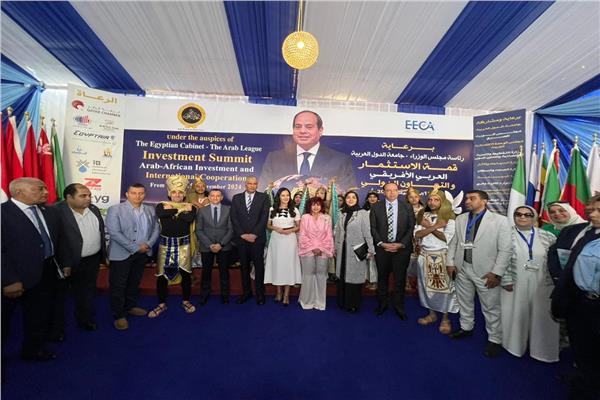 محافظ أسوان و حرم رئيس صربيا ورئيس هيئة المعارض