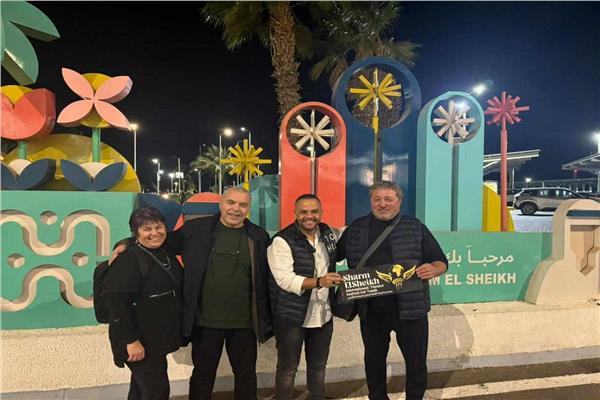 وفد من إدارة مهرجان شرم الشيخ يستقبل المخرج "قسطنطين كرياك"