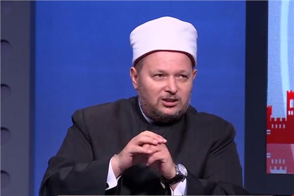 الدكتور الشحات العزازى أحد علماء الأزهر الشريف
