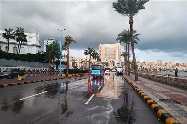 أمطار نوة المكنسة في الإسكندرية