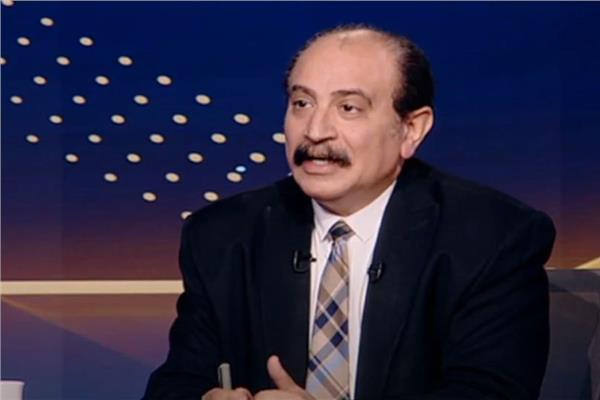 الدكتور طارق فهمي أستاذ العلوم السياسية