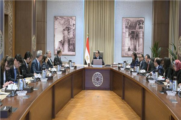رئيس الوزراء يلتقي رئيس وكالة التعاون الدولي الكورية «كويكا» 